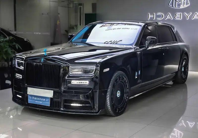2006 Phantom 6.7L Extended Wheelbase (EWB) — миниатюра 1