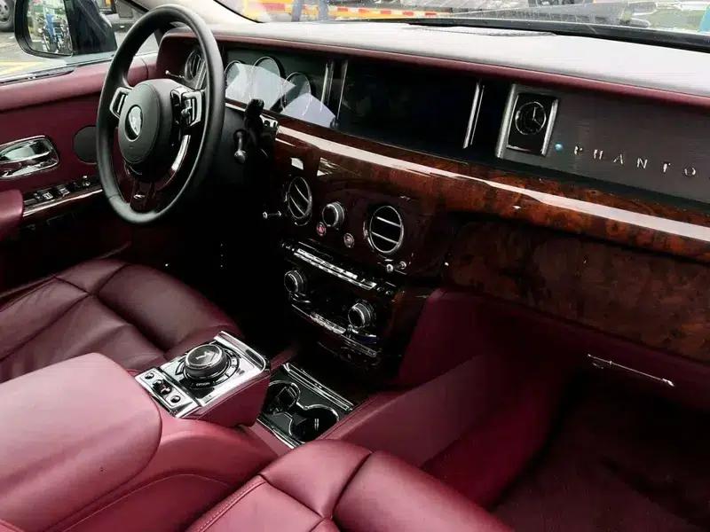 2018 Phantom 6.7T Long Wheelbase — миниатюра 7