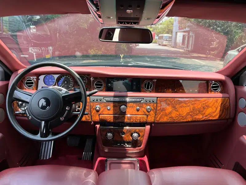 2013 Phantom 6.7L Standard Edition — миниатюра 18