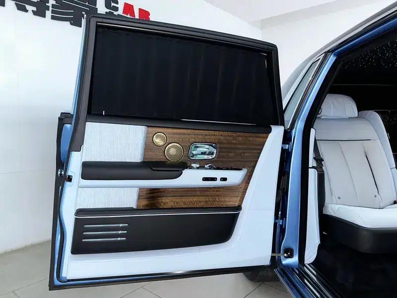 2018 Phantom 6.7T Long Wheelbase — миниатюра 37