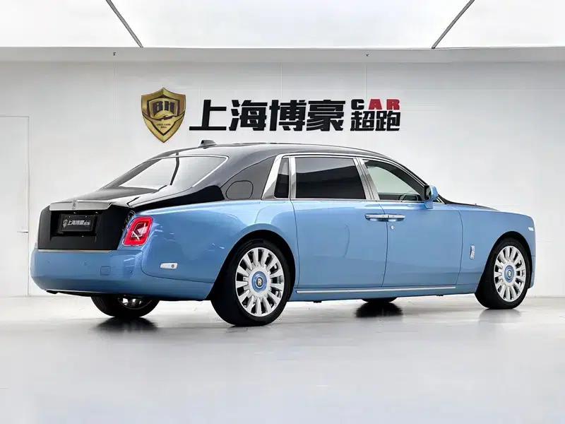 2018 Phantom 6.7T Long Wheelbase — миниатюра 6