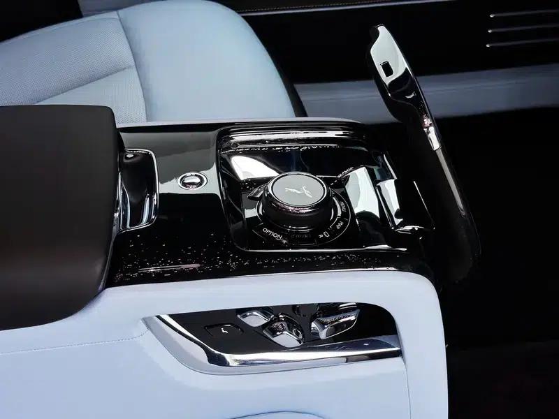 2018 Phantom 6.7T Long Wheelbase — миниатюра 8