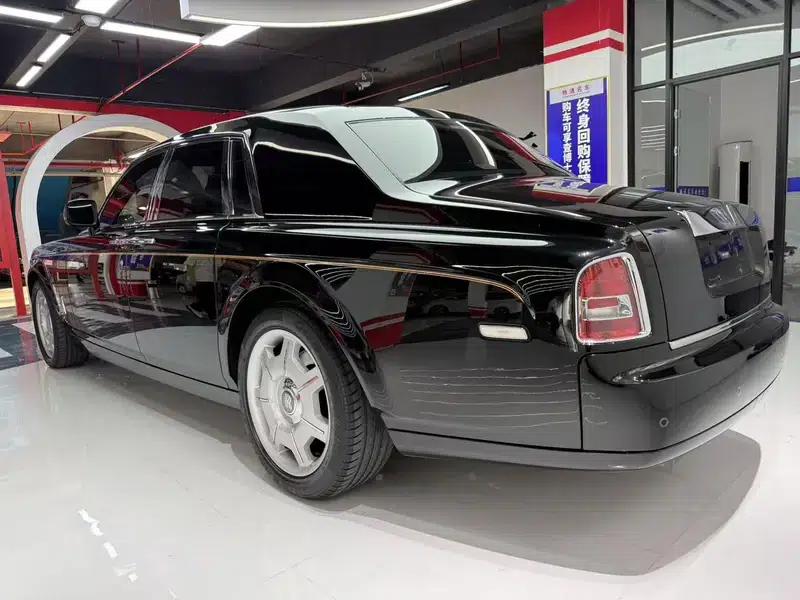 2013 Phantom 6.7L Standard Edition — миниатюра 4