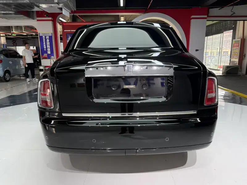 2013 Phantom 6.7L Standard Edition — миниатюра 5