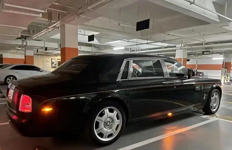 2004 Phantom 6.7L Standard Edition — миниатюра 4