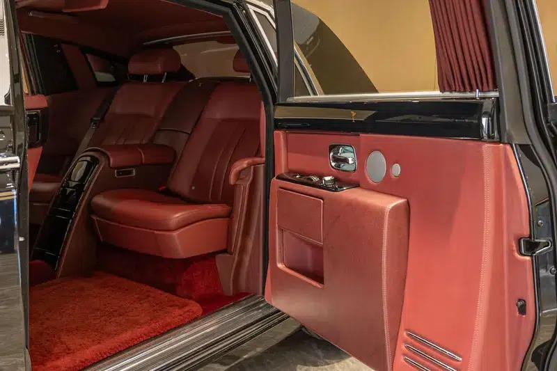 2013 Phantom 6.7L Extended Wheelbase (EWB) — миниатюра 17