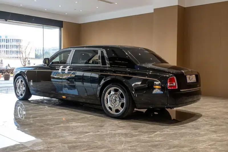 2013 Phantom 6.7L Extended Wheelbase (EWB) — миниатюра 4