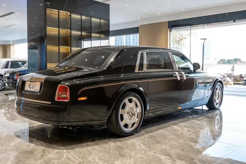 2013 Phantom 6.7L Extended Wheelbase (EWB) — миниатюра 5