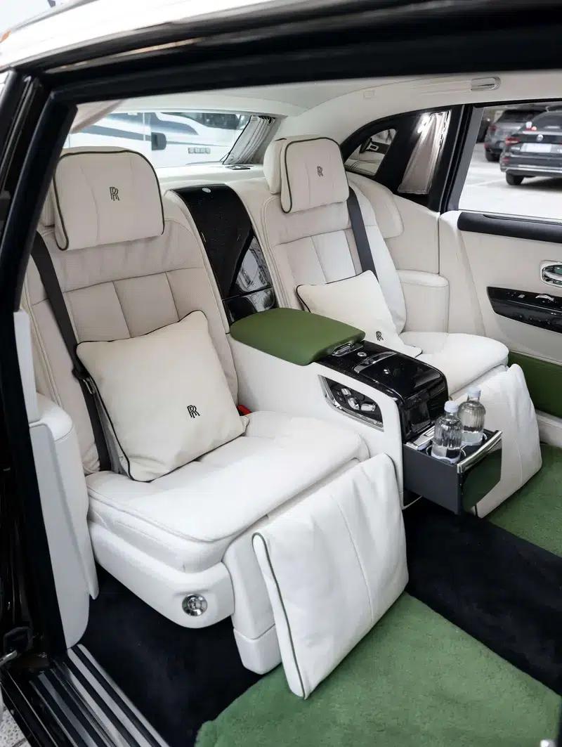 2022 Nissan Phantom 6.7T Automatic 4WD 4-Seater (Parallel Import) — миниатюра 20