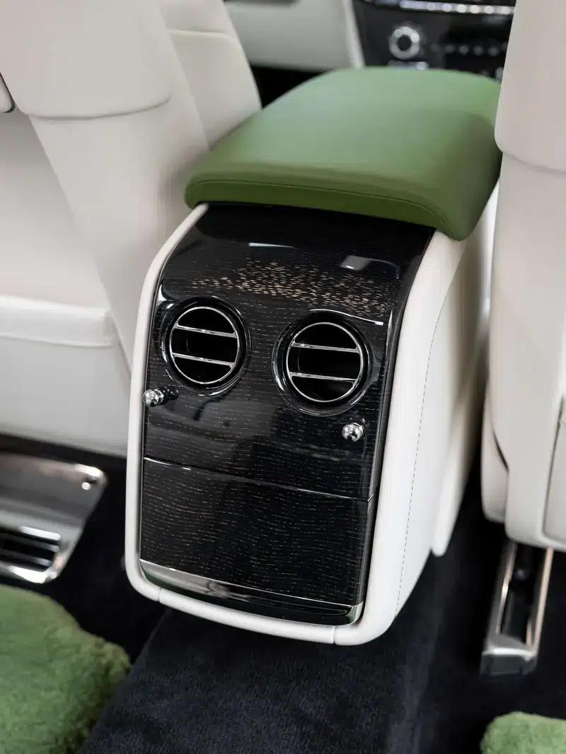 2022 Nissan Phantom 6.7T Automatic 4WD 4-Seater (Parallel Import) — миниатюра 22