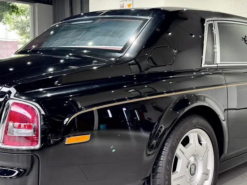 2006 Phantom 6.7L Extended Wheelbase (EWB) — миниатюра 19