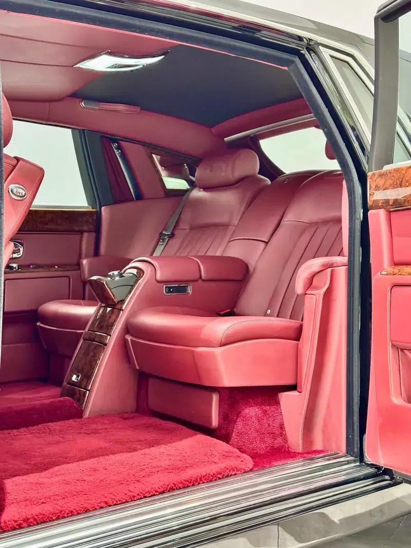 2006 Phantom 6.7L Extended Wheelbase (EWB) — миниатюра 22