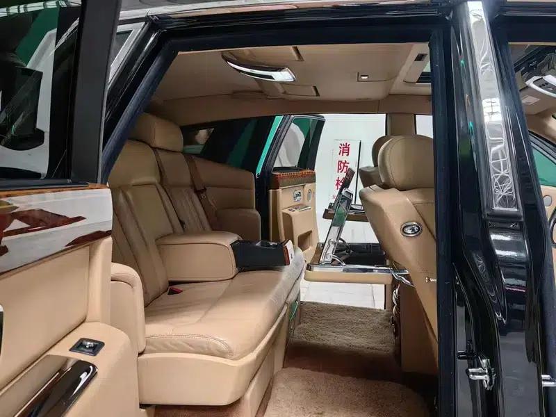 2006 Phantom 6.7L Presidential Class — миниатюра 11