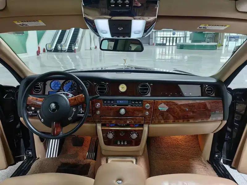 2006 Phantom 6.7L Presidential Class — миниатюра 9