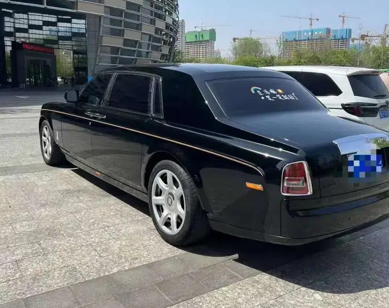 2006 Phantom 6.7L Extended Wheelbase (EWB) — миниатюра 3