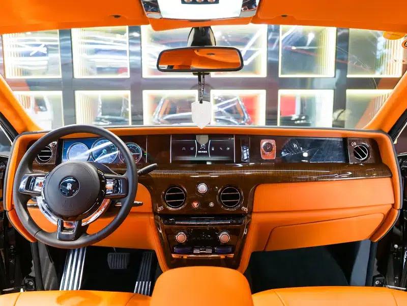 2013 Phantom 6.7L Extended Wheelbase (EWB) — миниатюра 16