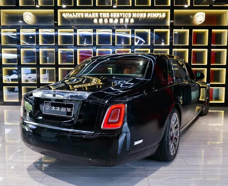2013 Phantom 6.7L Extended Wheelbase (EWB) — миниатюра 6