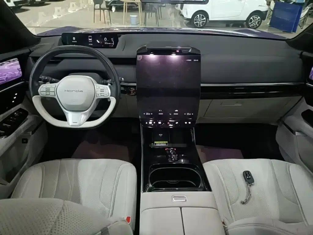 GAC Honda P7 2025 All-Wheel Drive Long Range Max — миниатюра 10
