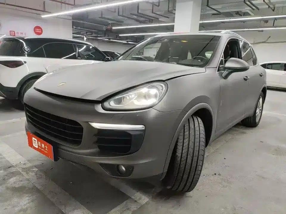 Cayenne 2016 Cayenne Platinum Edition 3.0T — миниатюра 1