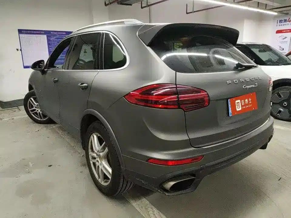 Cayenne 2016 Cayenne Platinum Edition 3.0T — миниатюра 4