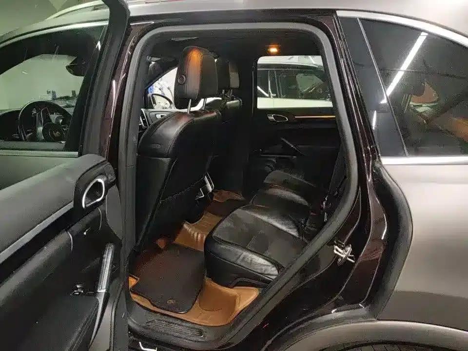 Cayenne 2016 Cayenne Platinum Edition 3.0T — миниатюра 5
