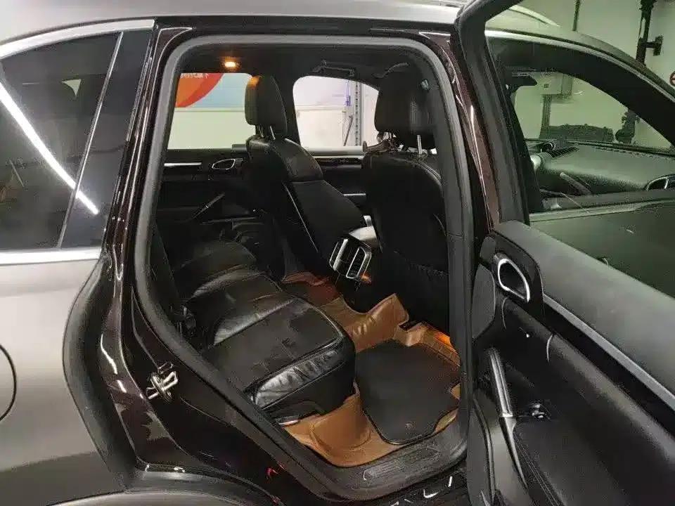 Cayenne 2016 Cayenne Platinum Edition 3.0T — миниатюра 7