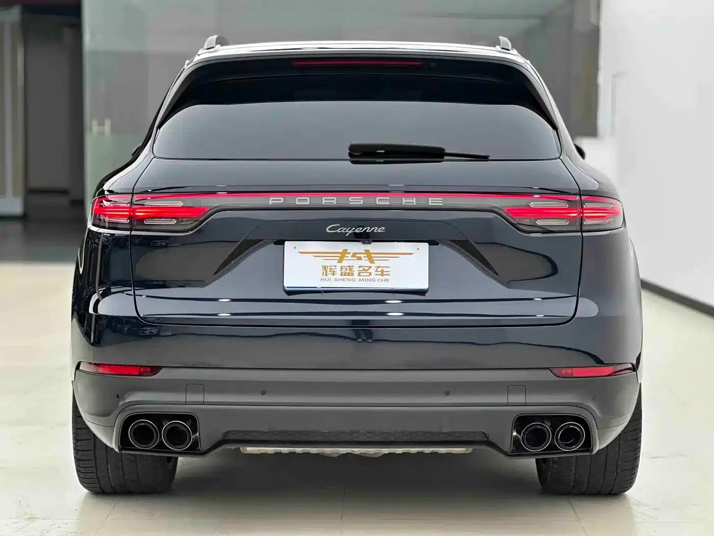 2023 Cayenne 3.0T Platinum Edition — миниатюра 9