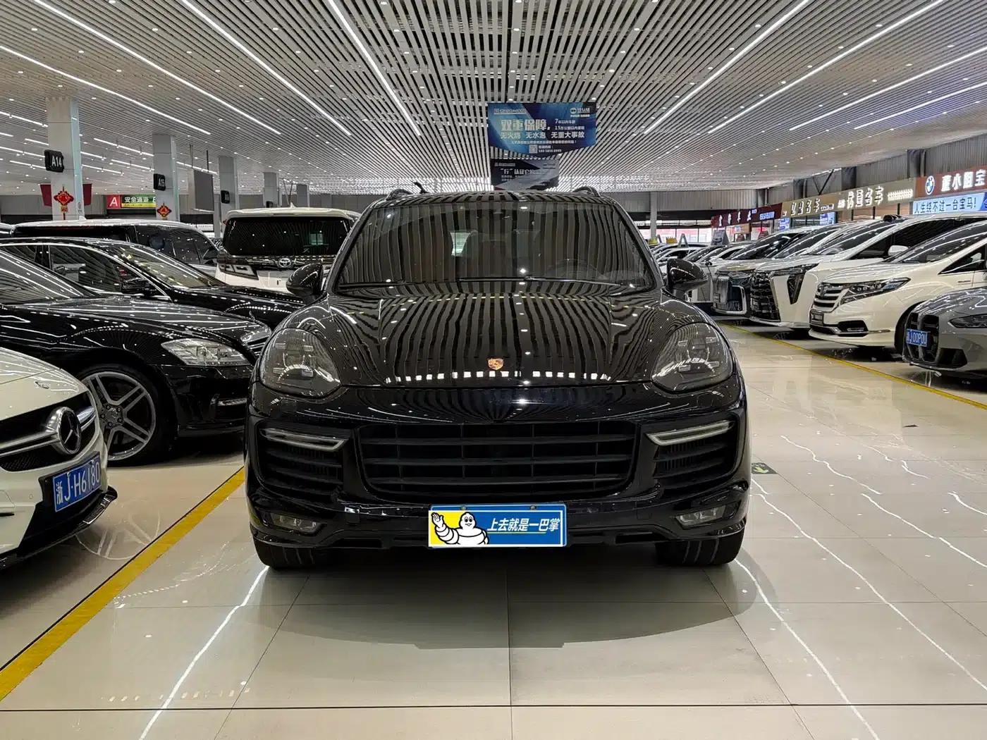Cayenne 2016 Cayenne GTS 3.6T — миниатюра 2