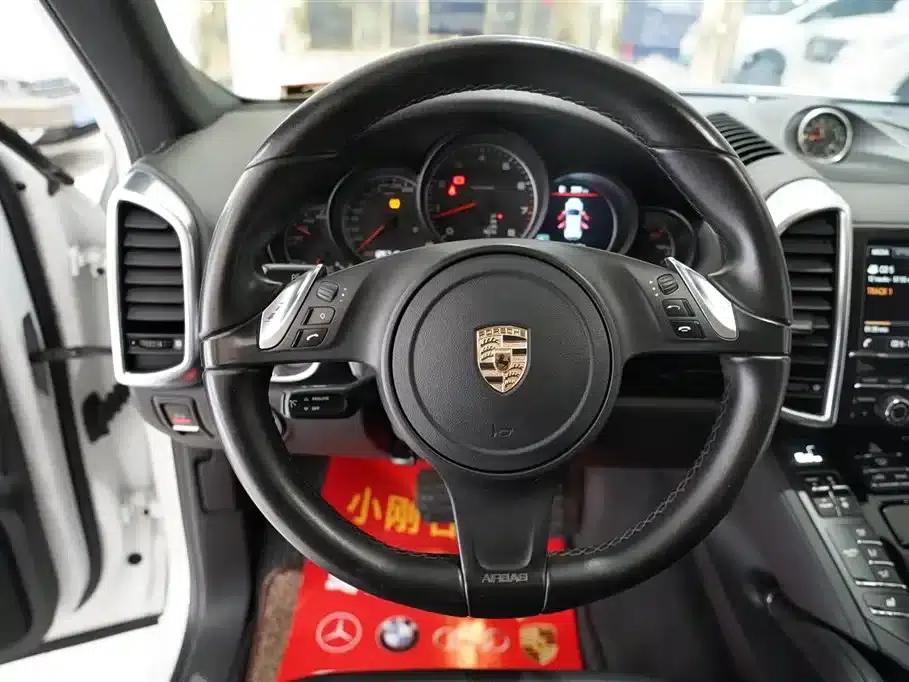 2014 Cayenne 3.6L US Spec — миниатюра 8