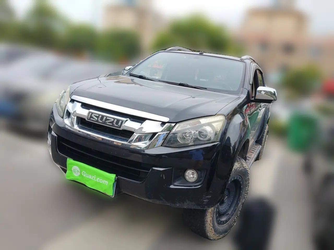 Isuzu D-MAX 2018 3.0T Four-Wheel Drive Automatic Ultra-Luxury Version 4JJ1-TC HI — миниатюра 1