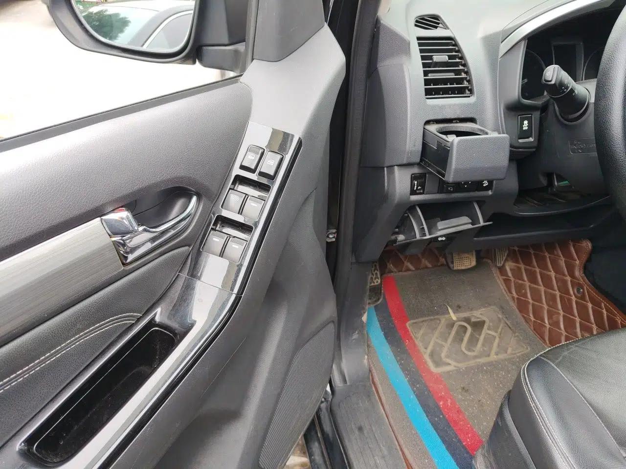 Isuzu D-MAX 2018 3.0T Four-Wheel Drive Automatic Ultra-Luxury Version 4JJ1-TC HI — миниатюра 16