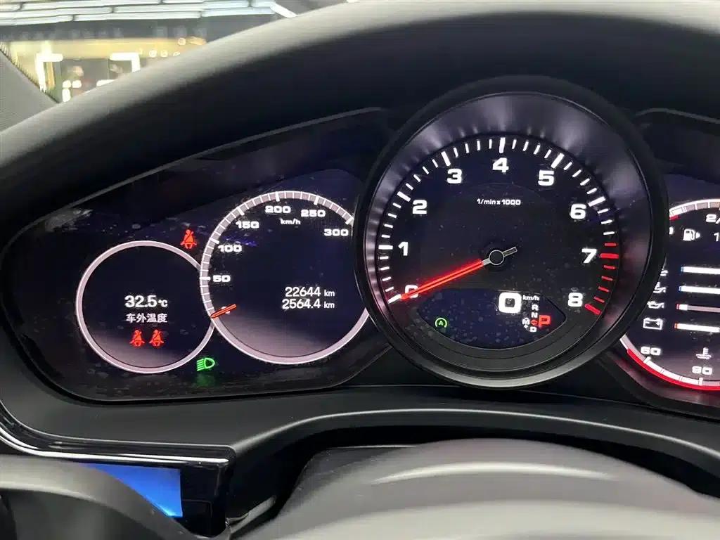 2023 Panamera Executive Long Wheelbase 2.9T — миниатюра 14