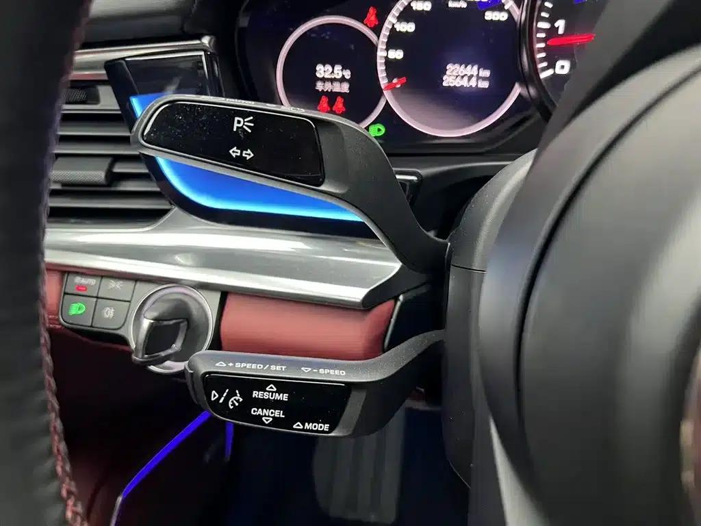 2023 Panamera Executive Long Wheelbase 2.9T — миниатюра 24