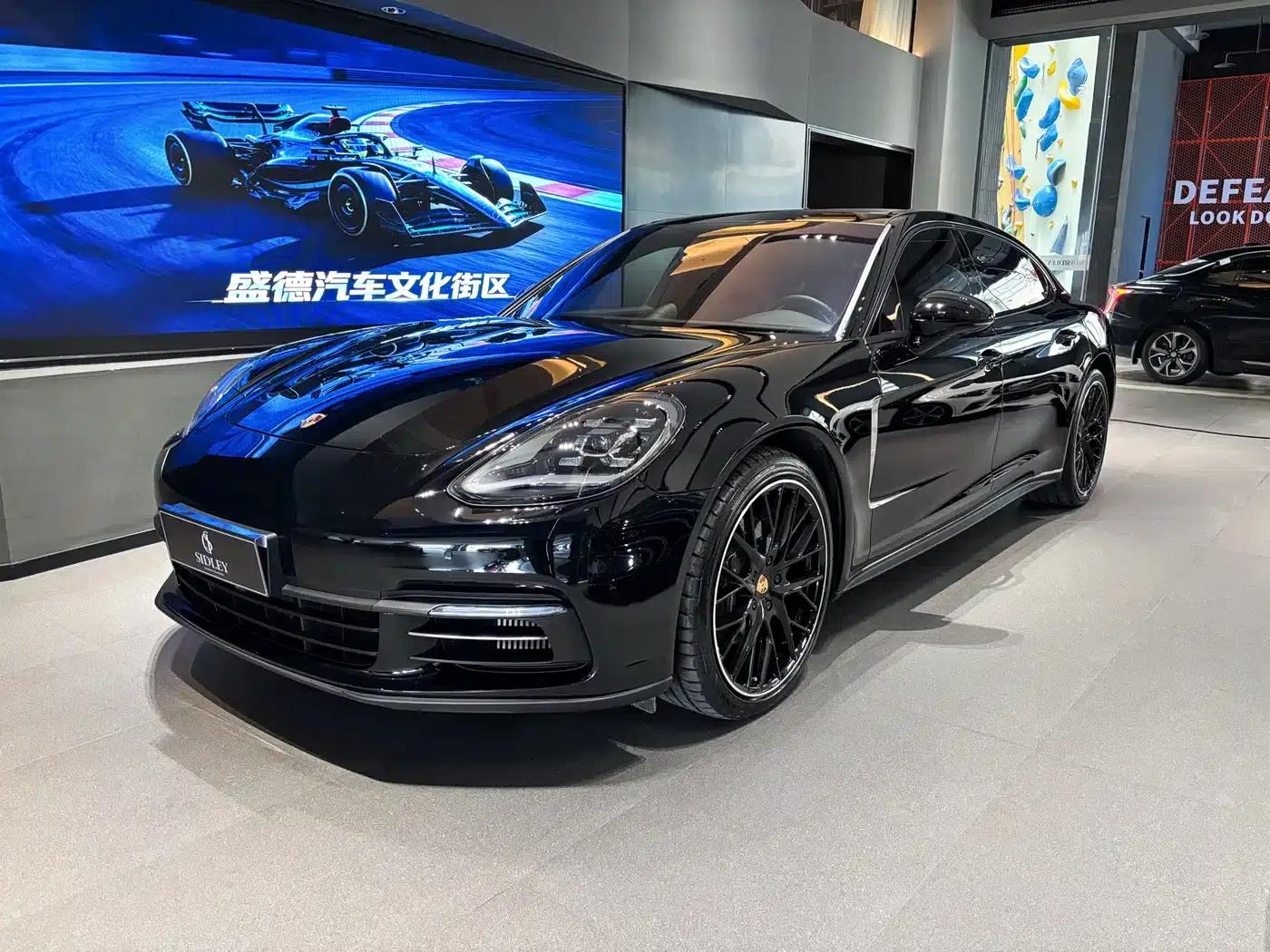 2019 Panamera Executive Long Wheelbase 2.9T — миниатюра 1
