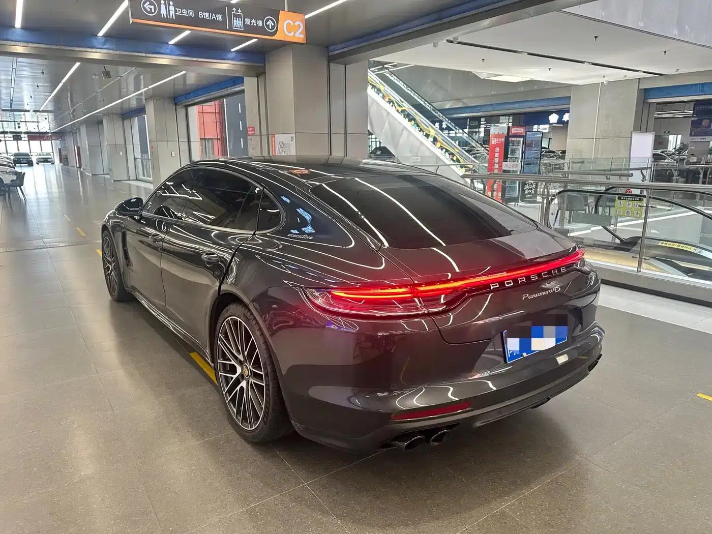 2021 Panamera 4 Executive Long Wheelbase 2.9T — миниатюра 6