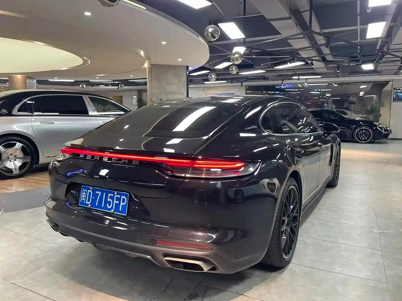 2023 Panamera Executive Long Wheelbase Platinum Edition 2.9T — миниатюра 6