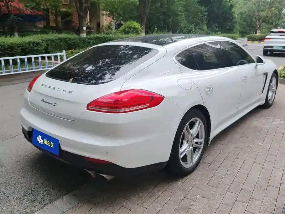 2014 Panamera S Executive 3.0T — миниатюра 3