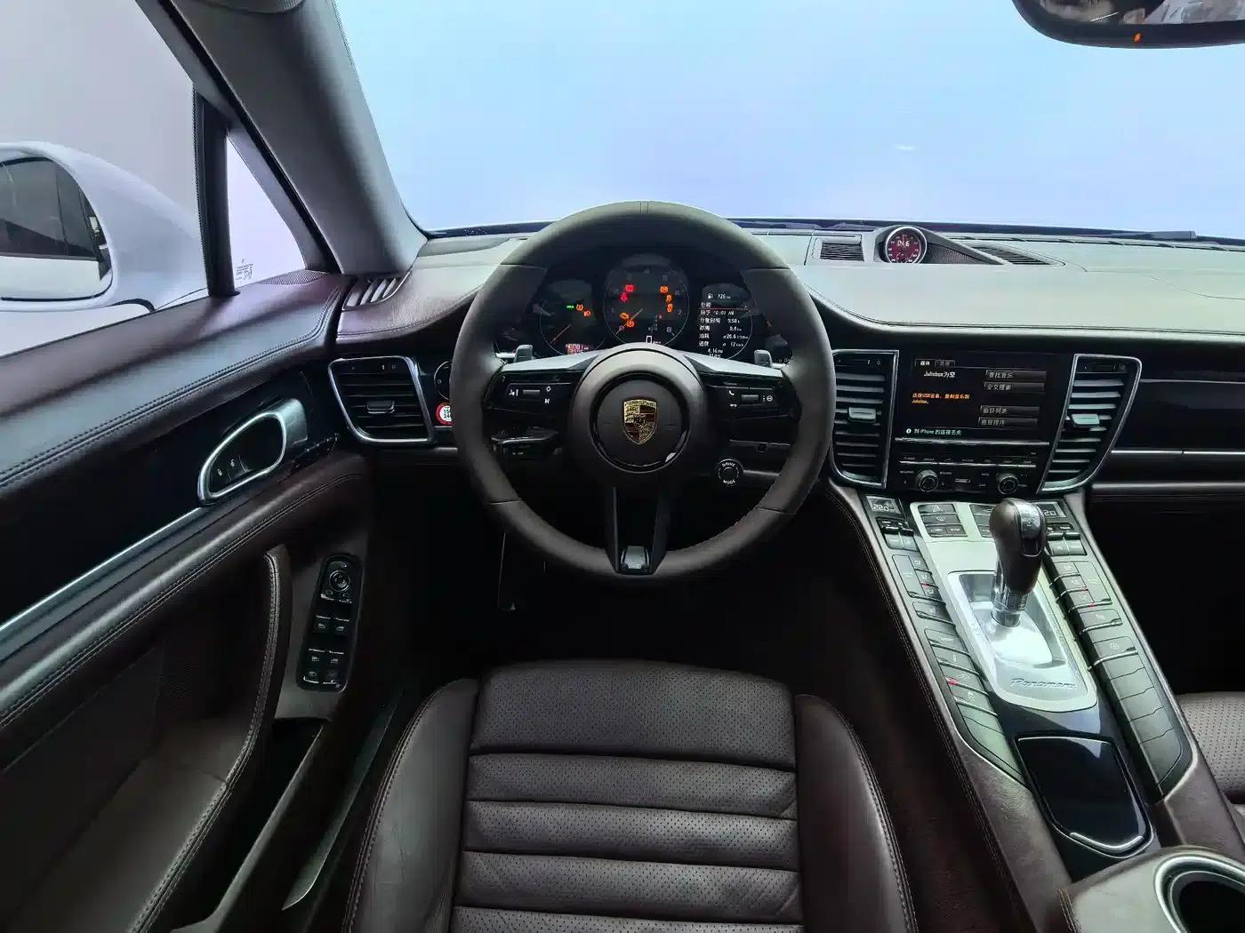 2014 Panamera 4 3.0T — миниатюра 11