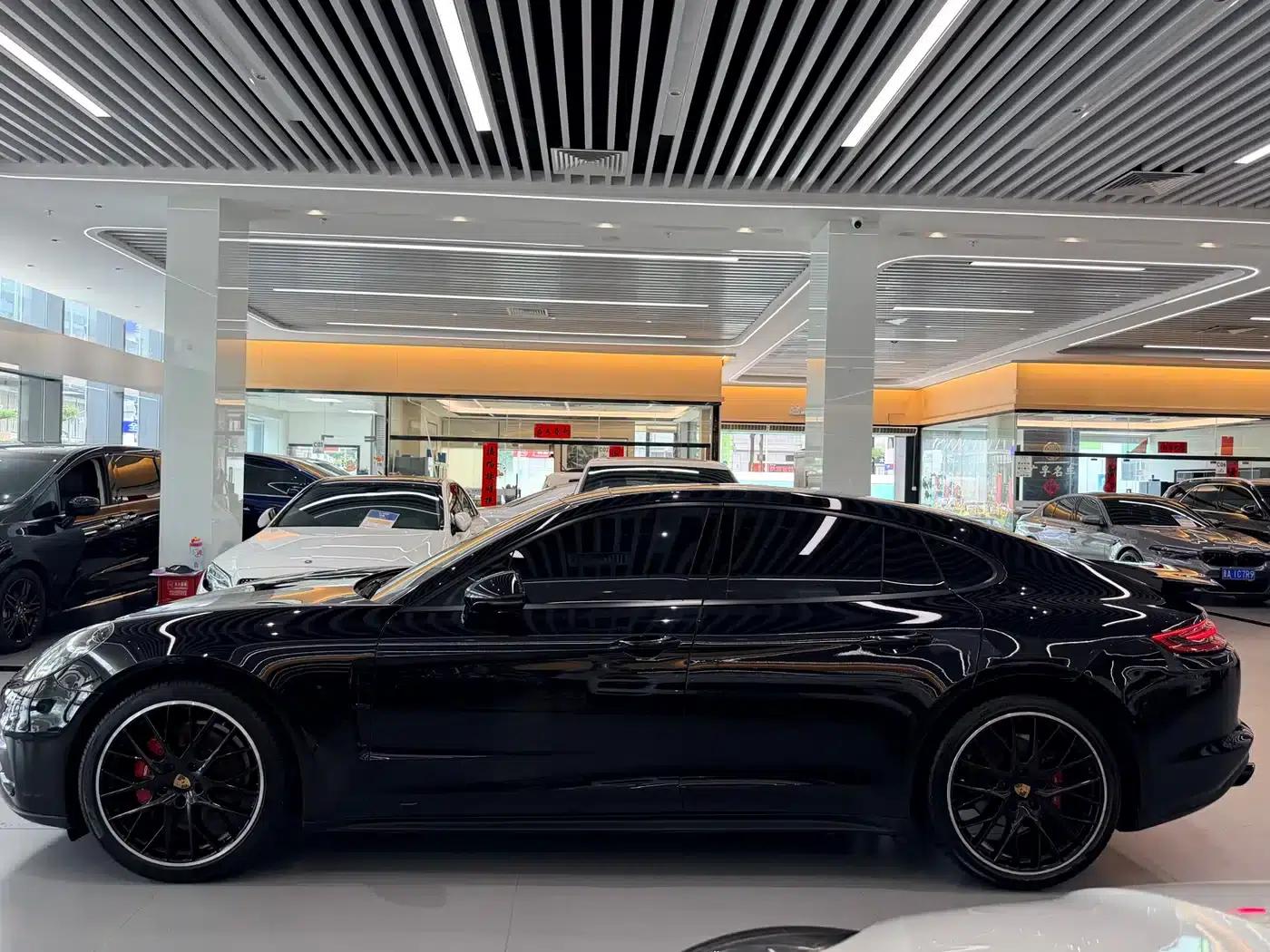 2017 Panamera 3.0T — миниатюра 11