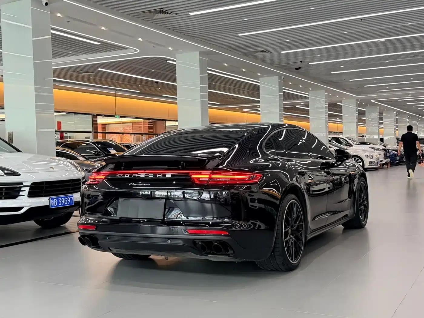 2017 Panamera 3.0T — миниатюра 16