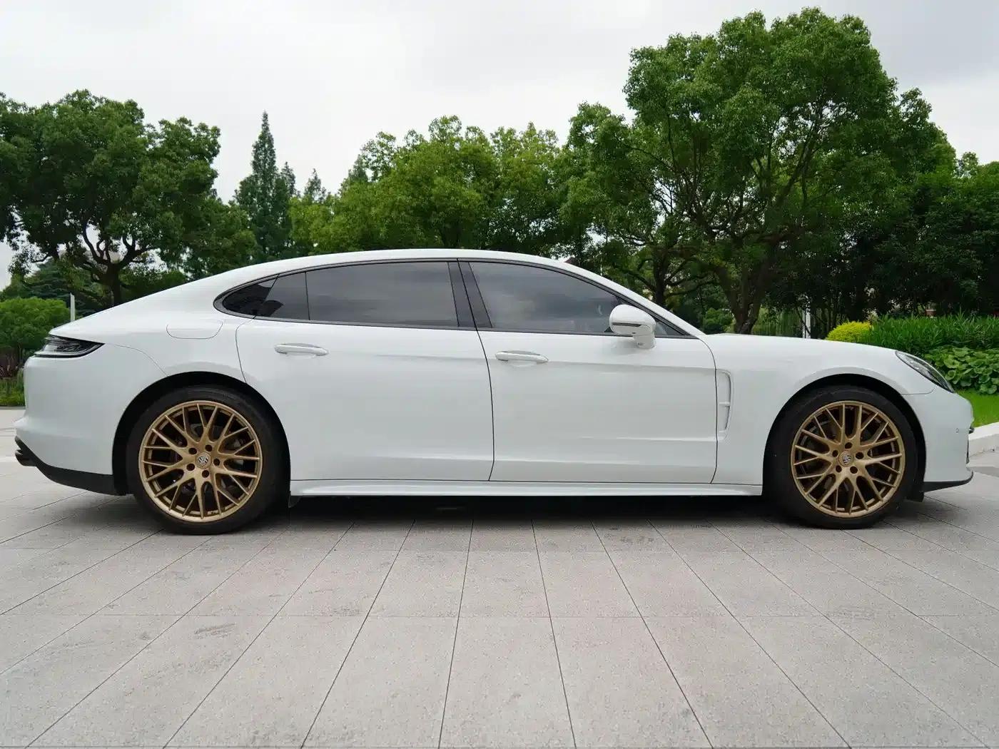 2022 Panamera Executive Long Wheelbase Platinum Edition 2.9T — миниатюра 18