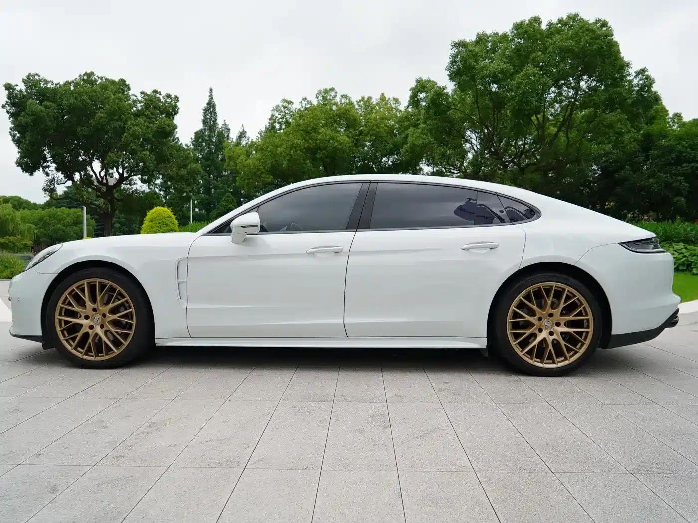 2022 Panamera Executive Long Wheelbase Platinum Edition 2.9T — миниатюра 3