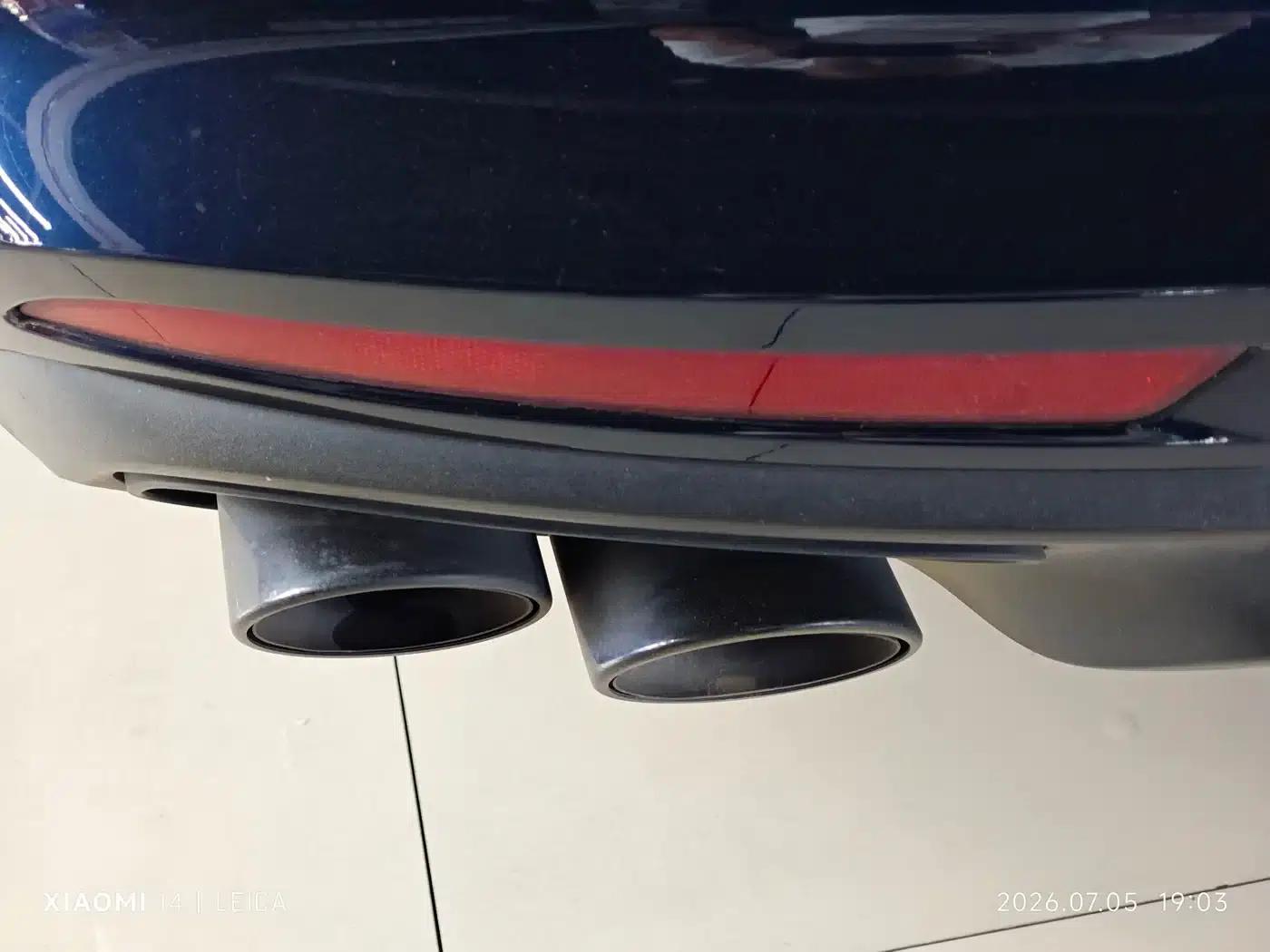 2023 Panamera 2.9T Platinum Edition — миниатюра 3