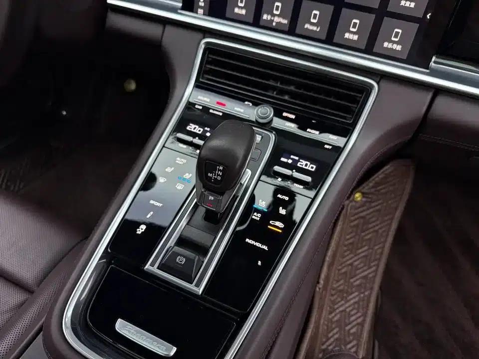 2019 Panamera 4 Executive Long Wheelbase 2.9T — миниатюра 7