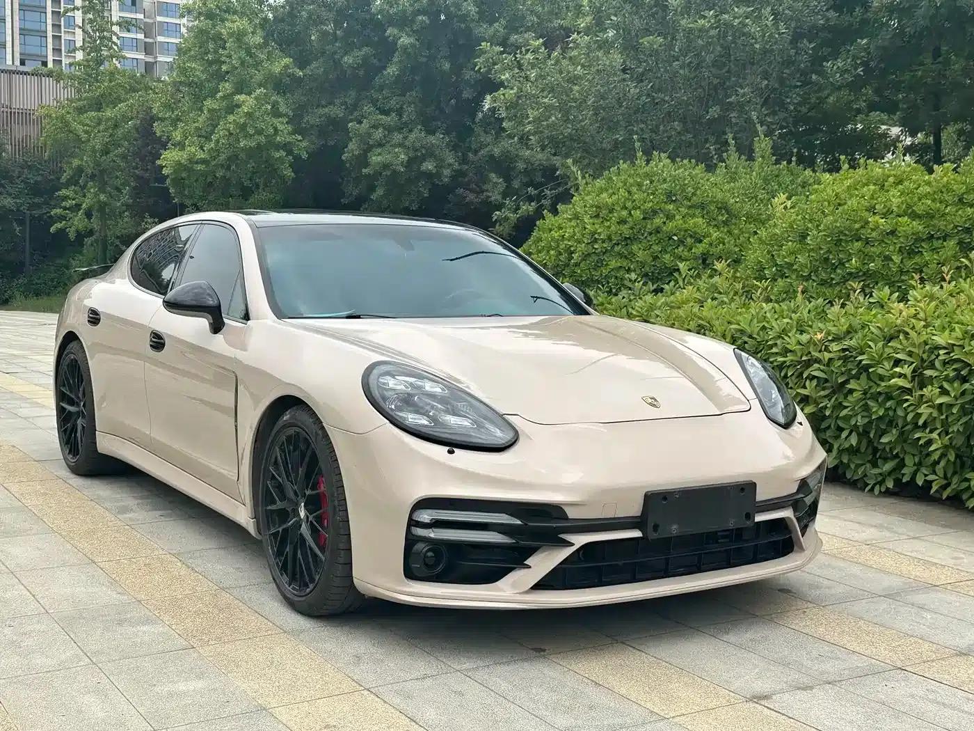 Panamera 2013 Panamera 4 Platinum Edition 3.6L — миниатюра 3