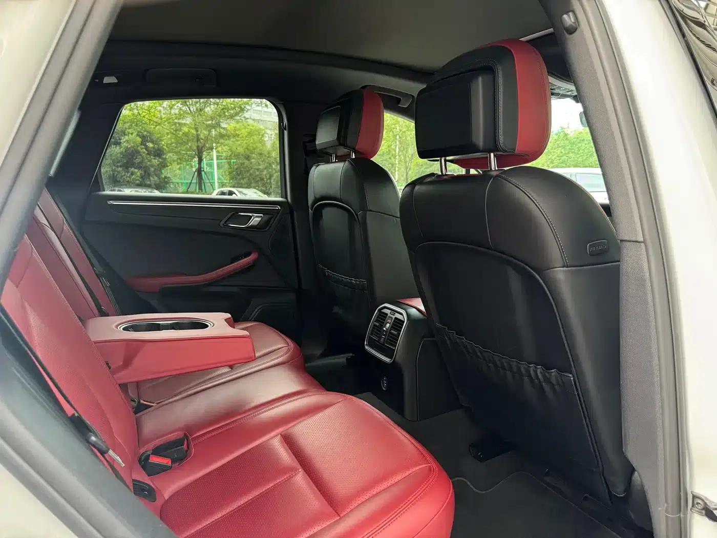 2018 Macan 2.0T — миниатюра 16
