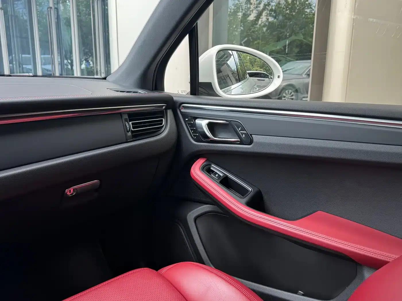 2018 Macan 2.0T — миниатюра 22