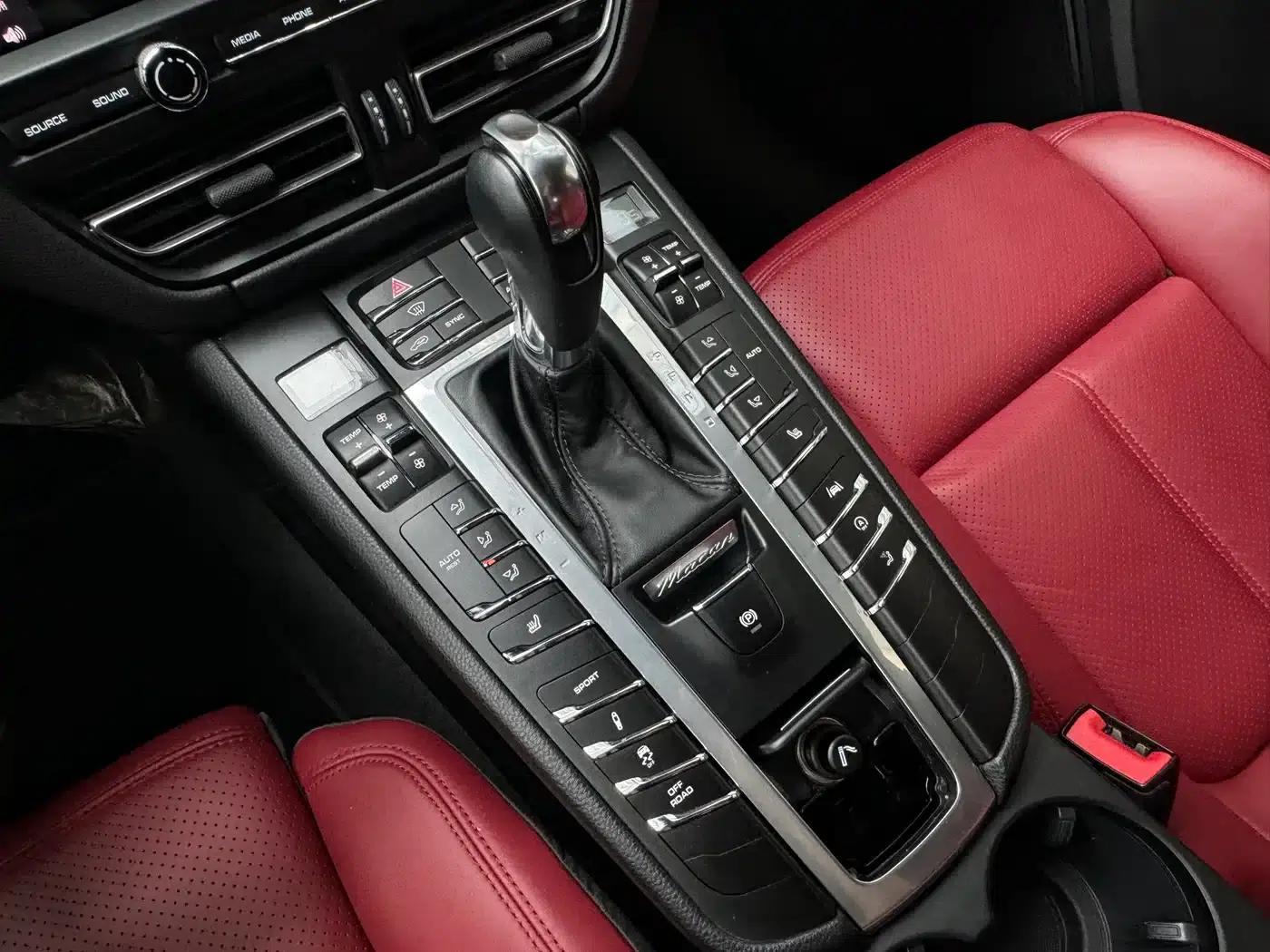 2018 Macan 2.0T — миниатюра 24