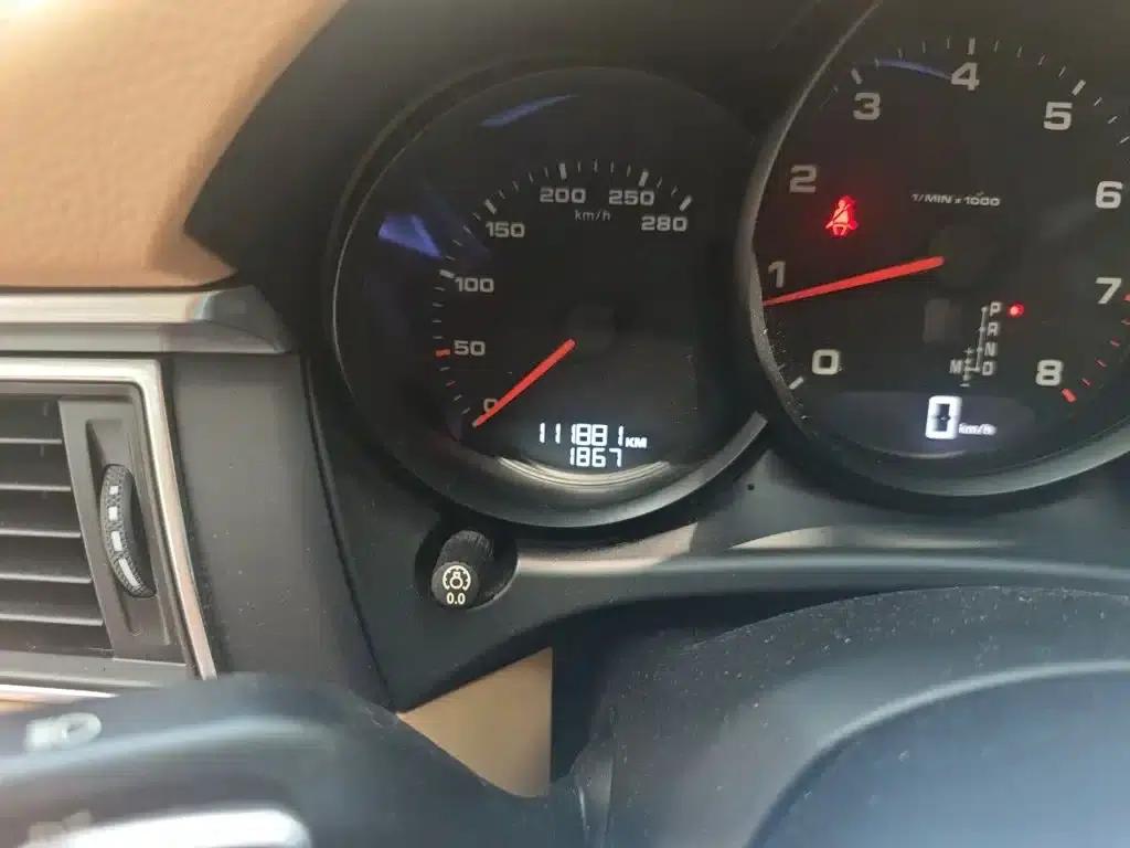 2017 Macan 2.0T — миниатюра 13