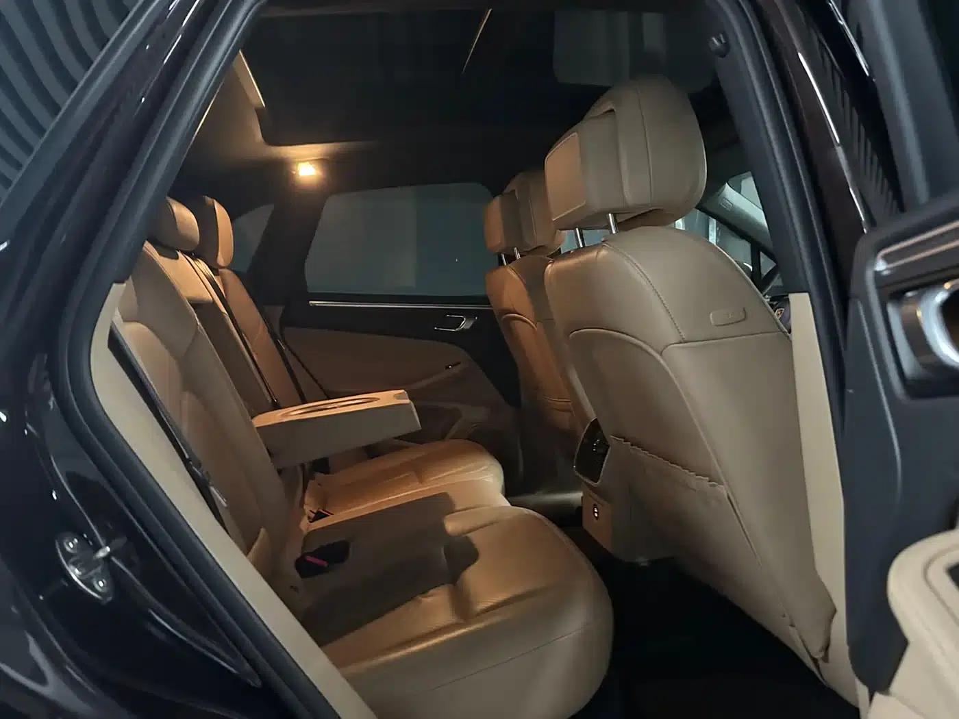 2020 Macan 2.0T — миниатюра 19